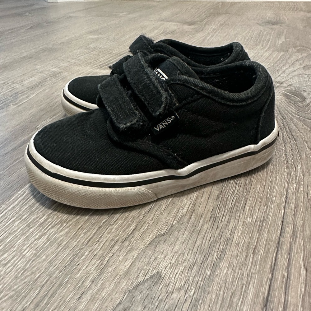 Black Vans Toddler sz 6